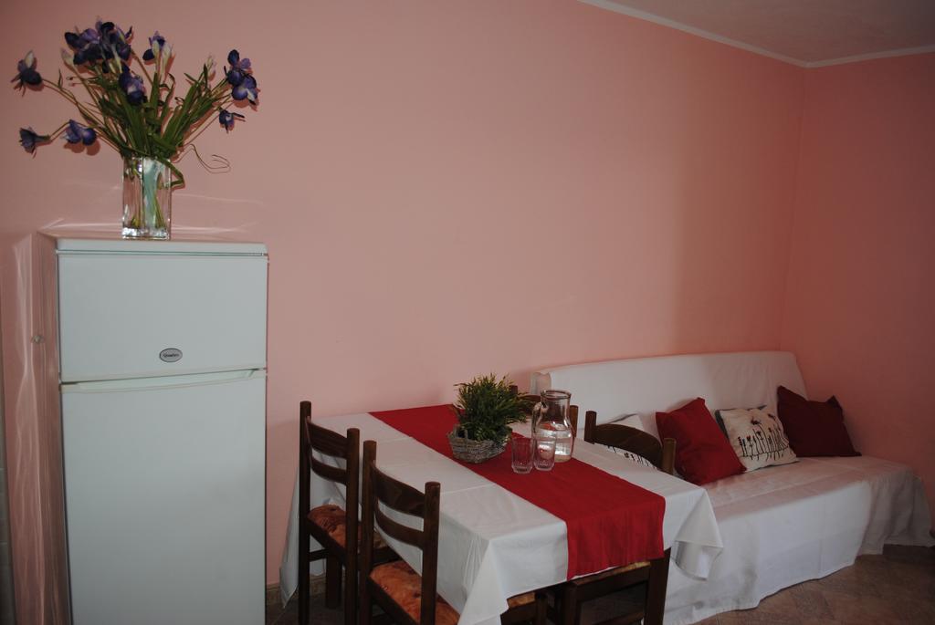 Apartment Mime Мимице Екстериор снимка